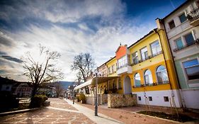 Old City Square Apartment