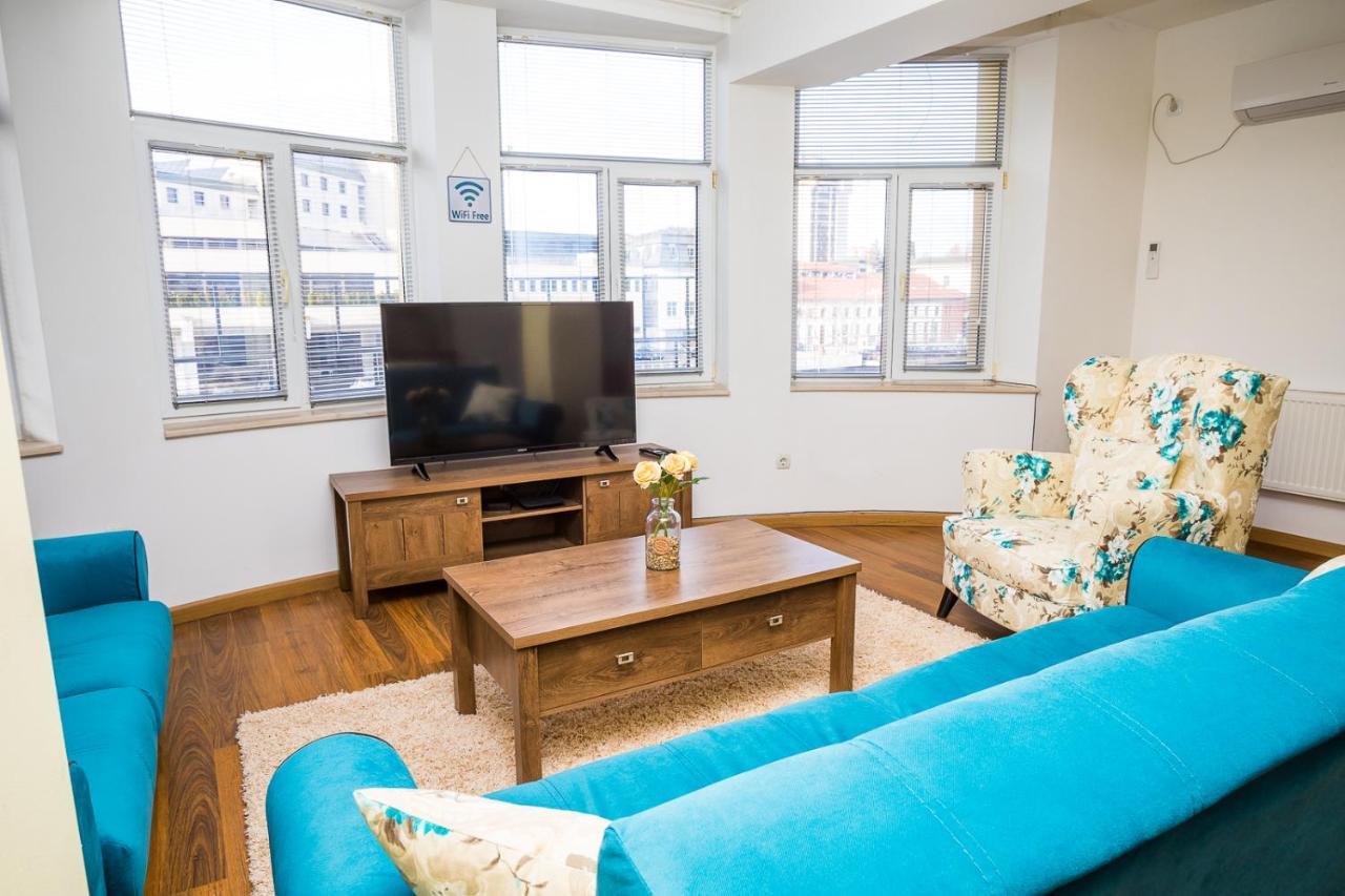Old City Square Apartment Lovetsj Buitenkant foto