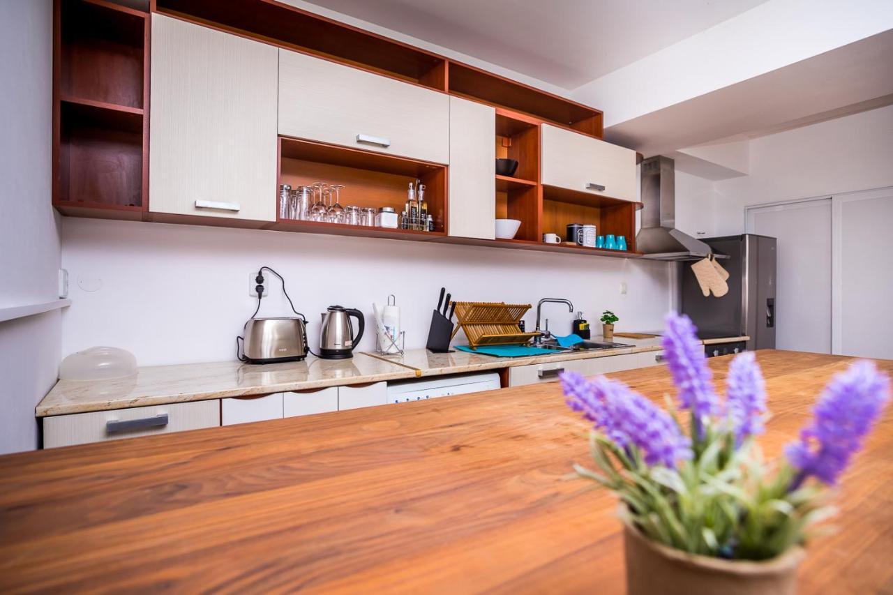 Old City Square Apartment Lovetsj Buitenkant foto